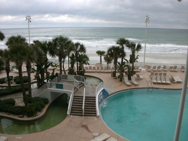 Ocean Walk River View Side