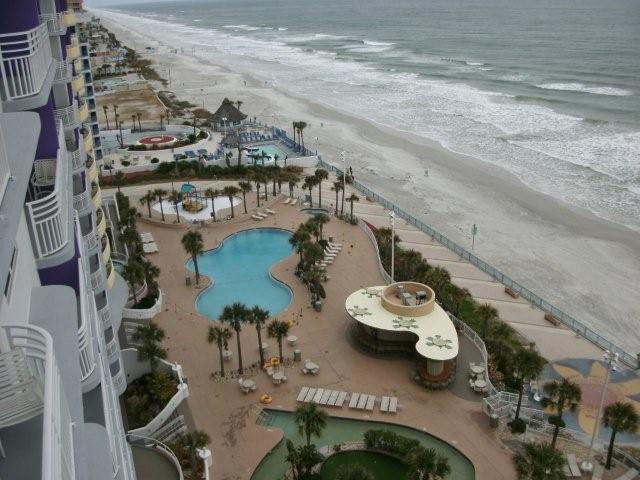Ocean Walk River View Side