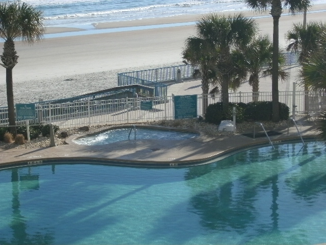 Ocean Walk River View Side